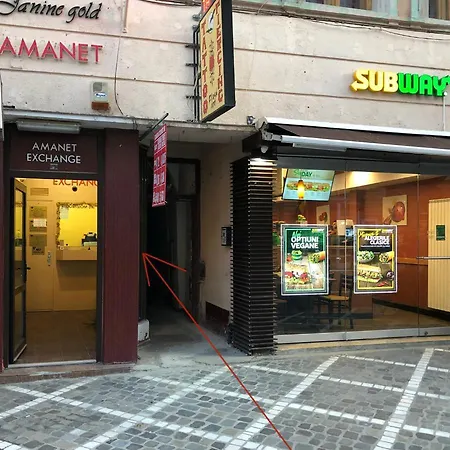 Guest Apartament Брашов